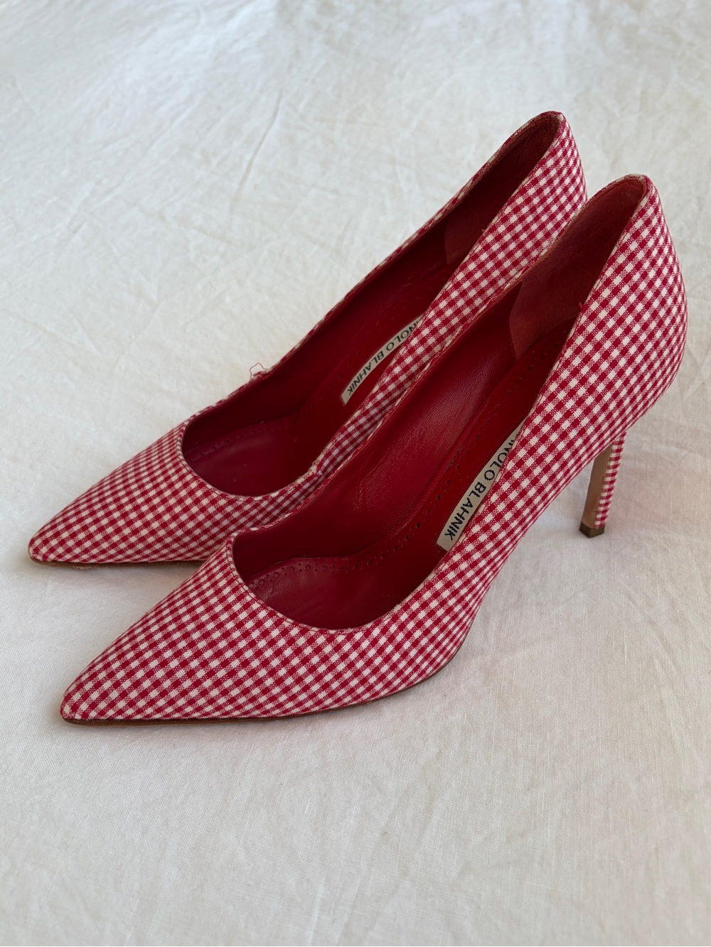 Manolo Blahnik Gingham Pointy Toe Heels Red White
